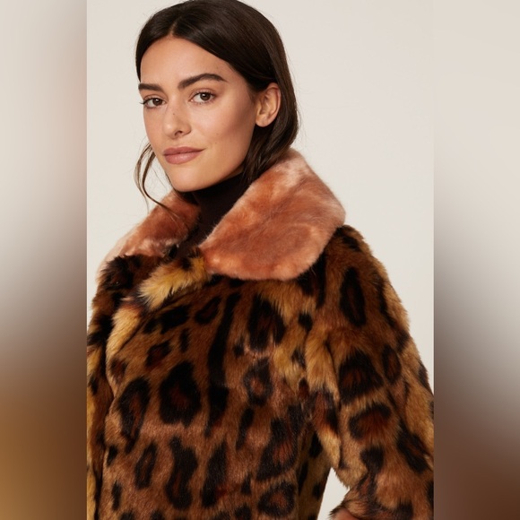 Unreal Fur Elegant Black and Cream Anima Print Trench -Medium - Picture 2 of 10